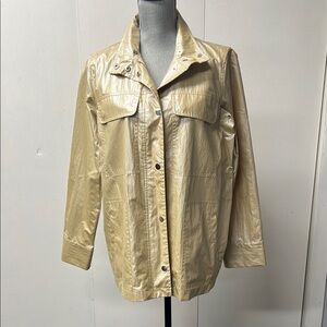 Chico’s brand Cream Utility Jacket with Collared Neckline and Relaxed Fit